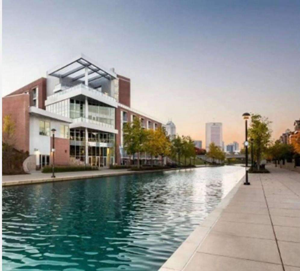 Апартаменты Studio On The Canal Индианаполис Экстерьер фото